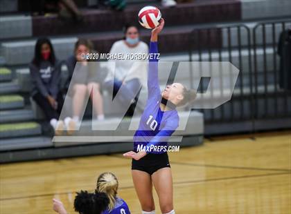 Thumbnail 3 in Hebron @ Plano photogallery.