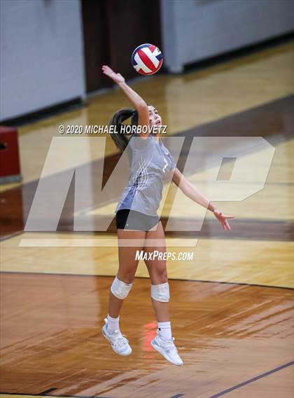 Thumbnail 3 in Hebron @ Plano photogallery.