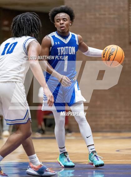 Thumbnail 3 in Triton @ Westover photogallery.