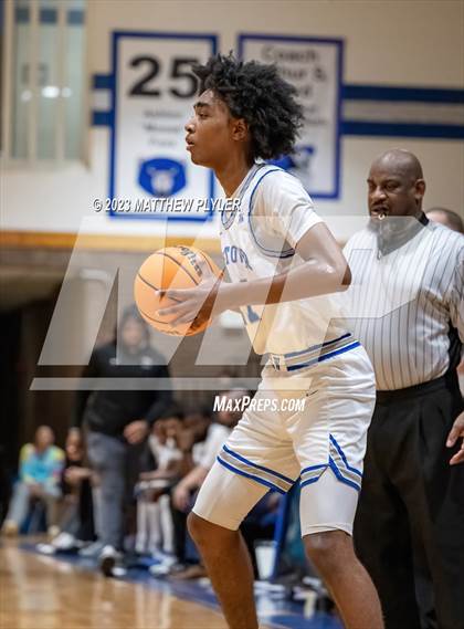 Thumbnail 3 in Triton @ Westover photogallery.