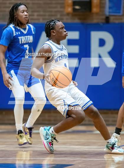 Thumbnail 3 in Triton @ Westover photogallery.