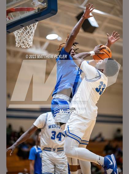 Thumbnail 1 in Triton @ Westover photogallery.