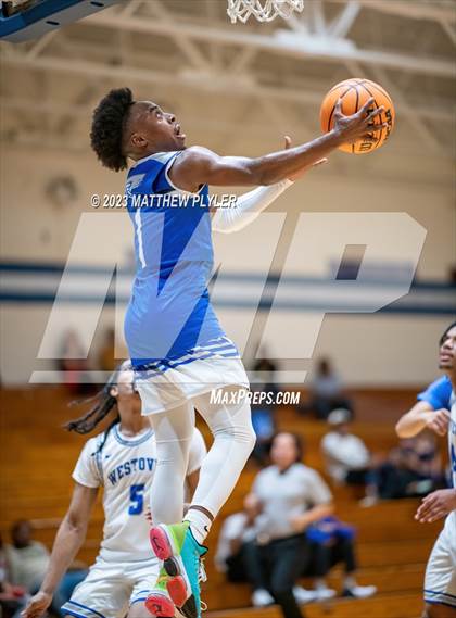 Thumbnail 3 in Triton @ Westover photogallery.