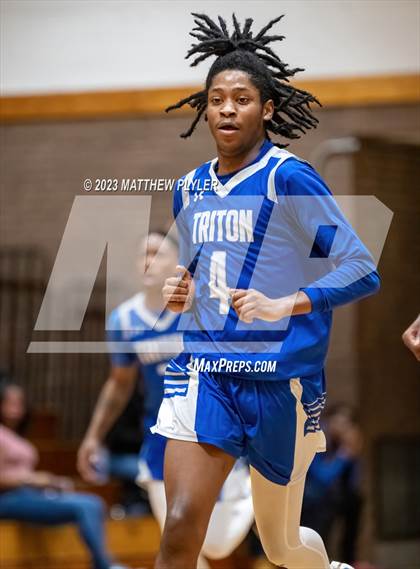 Thumbnail 3 in Triton @ Westover photogallery.