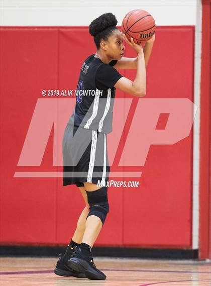 Thumbnail 2 in North Raleigh Christian Academy vs. Holly Springs (Jordan Falcons MLK Classic) photogallery.