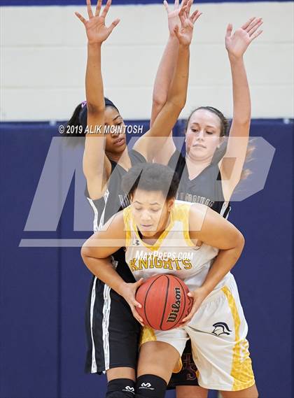 Thumbnail 3 in North Raleigh Christian Academy vs. Holly Springs (Jordan Falcons MLK Classic) photogallery.
