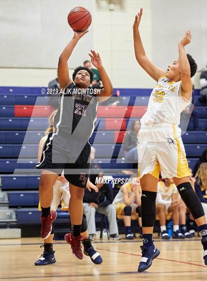 Thumbnail 2 in North Raleigh Christian Academy vs. Holly Springs (Jordan Falcons MLK Classic) photogallery.