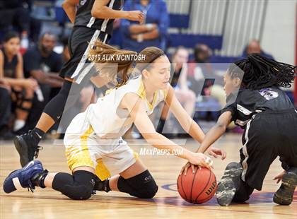 Thumbnail 3 in North Raleigh Christian Academy vs. Holly Springs (Jordan Falcons MLK Classic) photogallery.