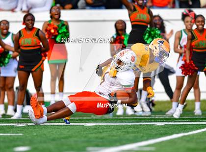 Thumbnail 1 in Jones vs. Northwestern (FHSAA 5A State Final)  photogallery.