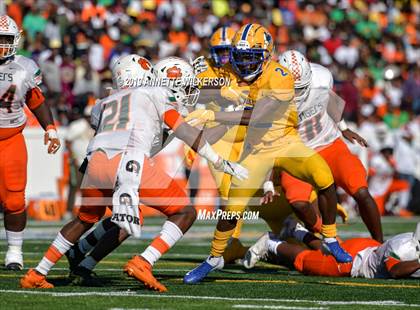 Thumbnail 2 in Jones vs. Northwestern (FHSAA 5A State Final)  photogallery.