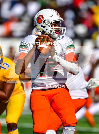 Thumbnail 3 in Jones vs. Northwestern (FHSAA 5A State Final)  photogallery.
