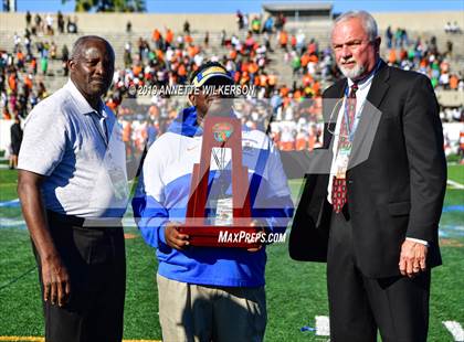Thumbnail 1 in Jones vs. Northwestern (FHSAA 5A State Final)  photogallery.
