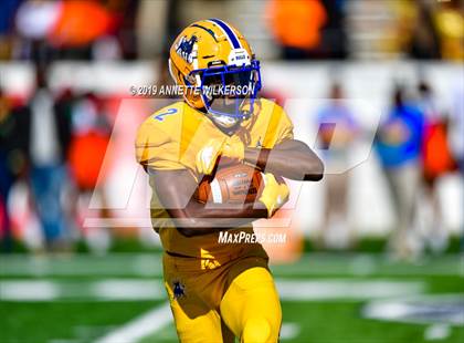 Thumbnail 3 in Jones vs. Northwestern (FHSAA 5A State Final)  photogallery.