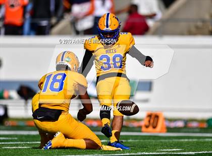 Thumbnail 2 in Jones vs. Northwestern (FHSAA 5A State Final)  photogallery.