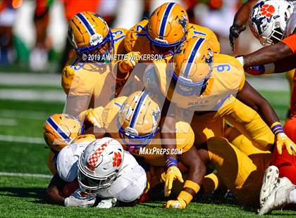 Thumbnail 2 in Jones vs. Northwestern (FHSAA 5A State Final)  photogallery.