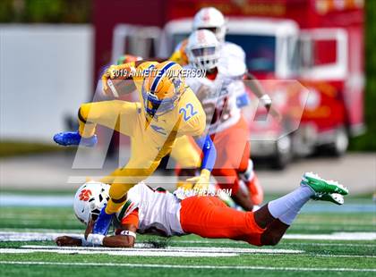 Thumbnail 1 in Jones vs. Northwestern (FHSAA 5A State Final)  photogallery.