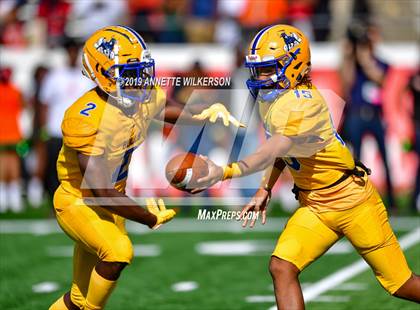 Thumbnail 1 in Jones vs. Northwestern (FHSAA 5A State Final)  photogallery.