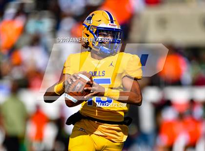 Thumbnail 3 in Jones vs. Northwestern (FHSAA 5A State Final)  photogallery.