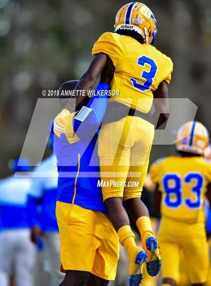 Thumbnail 2 in Jones vs. Northwestern (FHSAA 5A State Final)  photogallery.