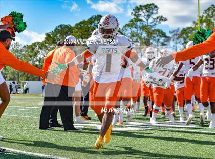 Thumbnail 3 in Jones vs. Northwestern (FHSAA 5A State Final)  photogallery.