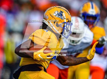 Thumbnail 3 in Jones vs. Northwestern (FHSAA 5A State Final)  photogallery.