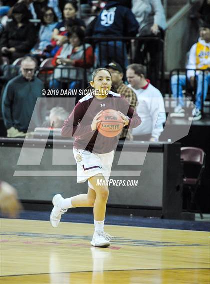 Thumbnail 2 in Window Rock vs. Winslow (AIA 3A Quaterfinal) photogallery.
