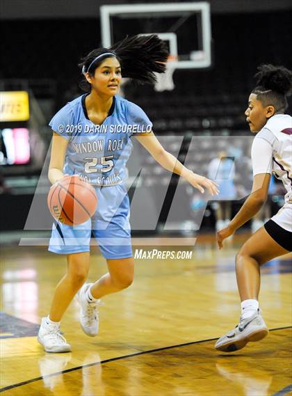 Thumbnail 1 in Window Rock vs. Winslow (AIA 3A Quaterfinal) photogallery.