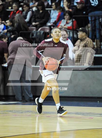 Thumbnail 2 in Window Rock vs. Winslow (AIA 3A Quaterfinal) photogallery.