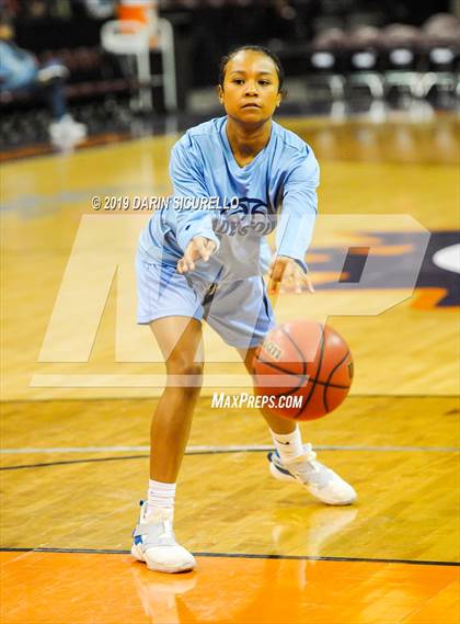 Thumbnail 3 in Window Rock vs. Winslow (AIA 3A Quaterfinal) photogallery.