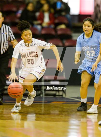 Thumbnail 3 in Window Rock vs. Winslow (AIA 3A Quaterfinal) photogallery.