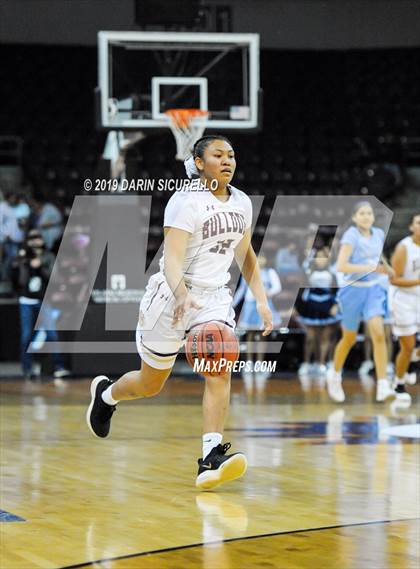 Thumbnail 2 in Window Rock vs. Winslow (AIA 3A Quaterfinal) photogallery.