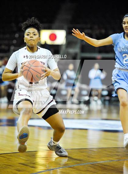 Thumbnail 3 in Window Rock vs. Winslow (AIA 3A Quaterfinal) photogallery.