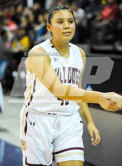 Thumbnail 1 in Window Rock vs. Winslow (AIA 3A Quaterfinal) photogallery.