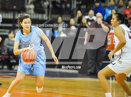Thumbnail 2 in Window Rock vs. Winslow (AIA 3A Quaterfinal) photogallery.