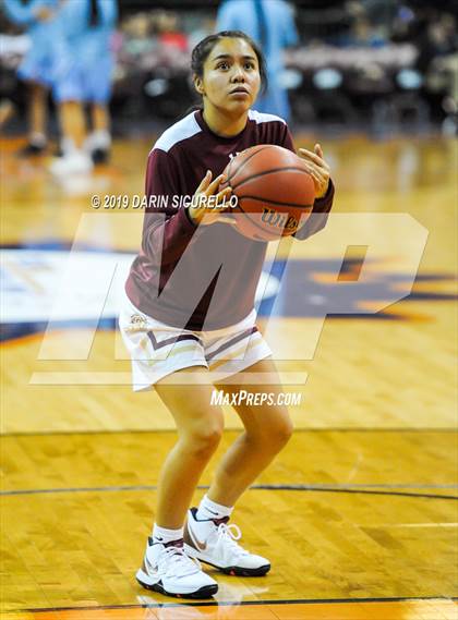 Thumbnail 2 in Window Rock vs. Winslow (AIA 3A Quaterfinal) photogallery.