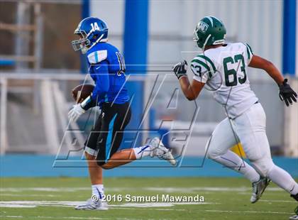 Thumbnail 3 in Granada Hills vs Palisades photogallery.
