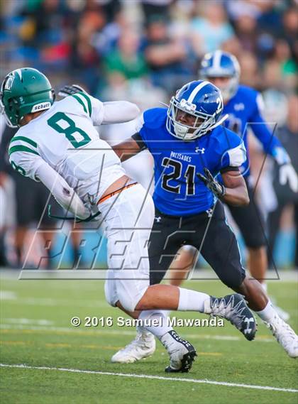 Thumbnail 3 in Granada Hills vs Palisades photogallery.