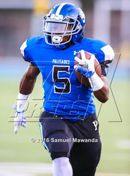 Thumbnail 1 in Granada Hills vs Palisades photogallery.
