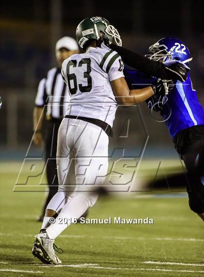 Thumbnail 3 in Granada Hills vs Palisades photogallery.