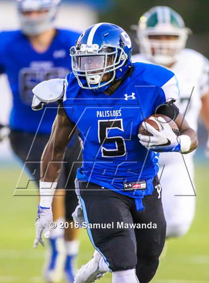 Thumbnail 3 in Granada Hills vs Palisades photogallery.