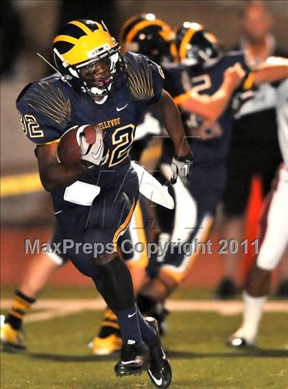 Thumbnail 1 in Bellevue vs. Oaks Christian (Mission Viejo Classic) photogallery.