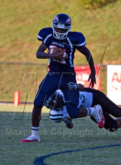 Thumbnail 2 in Carter @  South-Doyle photogallery.