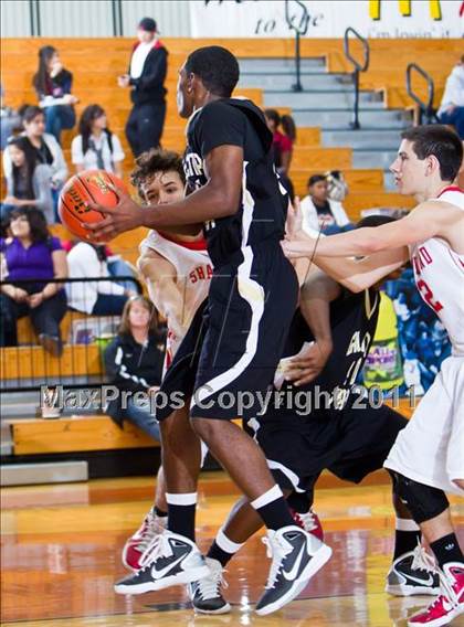Thumbnail 2 in Sharyland vs Galena Park (McDonald's Texas Invitational) photogallery.