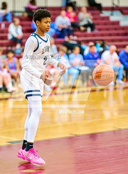 Thumbnail 2 in Lake Creek vs. Pearce (McDonald's Texas Invitational) photogallery.