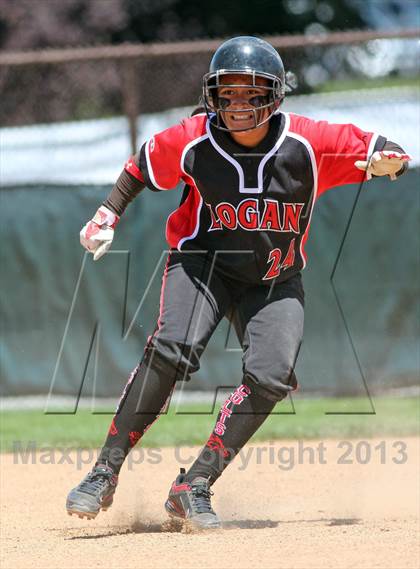 Thumbnail 3 in Logan vs. Freedom (CIF NCS D1 Final) photogallery.