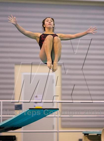 Thumbnail 1 in NYSPHSAA Girls Diving Final photogallery.