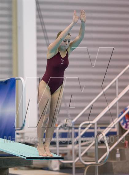 Thumbnail 2 in NYSPHSAA Girls Diving Final photogallery.