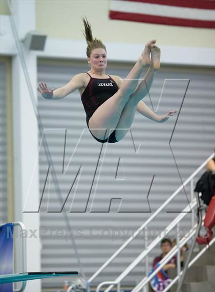Thumbnail 2 in NYSPHSAA Girls Diving Final photogallery.