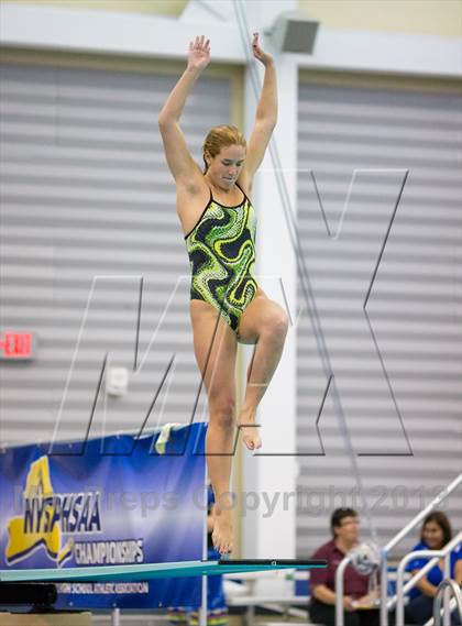Thumbnail 3 in NYSPHSAA Girls Diving Final photogallery.