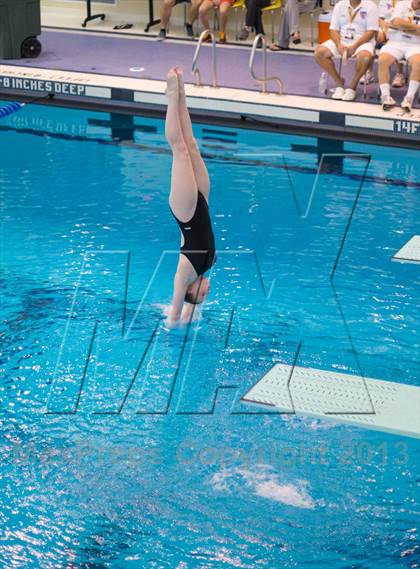 Thumbnail 3 in NYSPHSAA Girls Diving Final photogallery.
